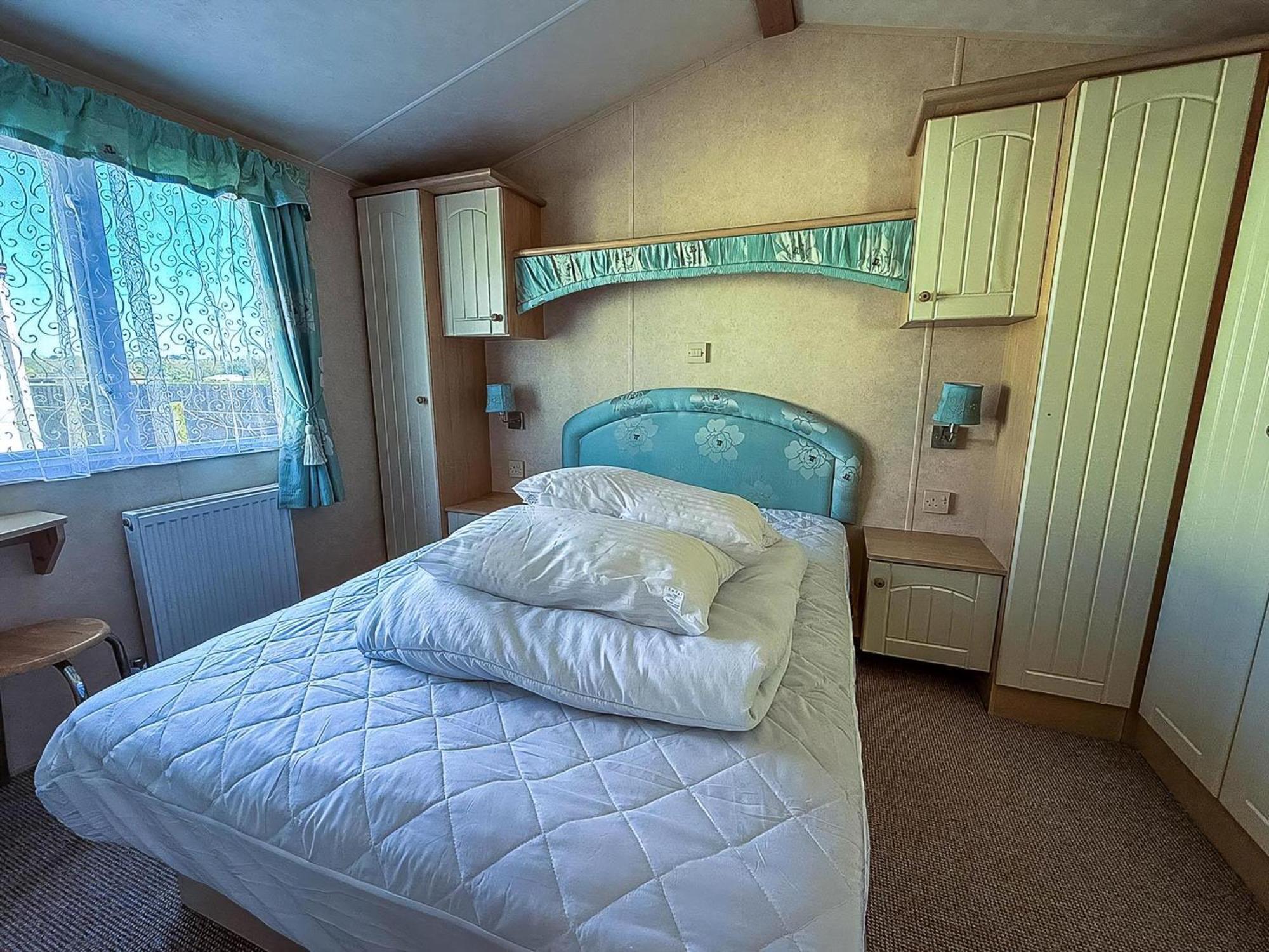 4 Berth Nearby In Norfolk Ref 13018l * Hunstanton